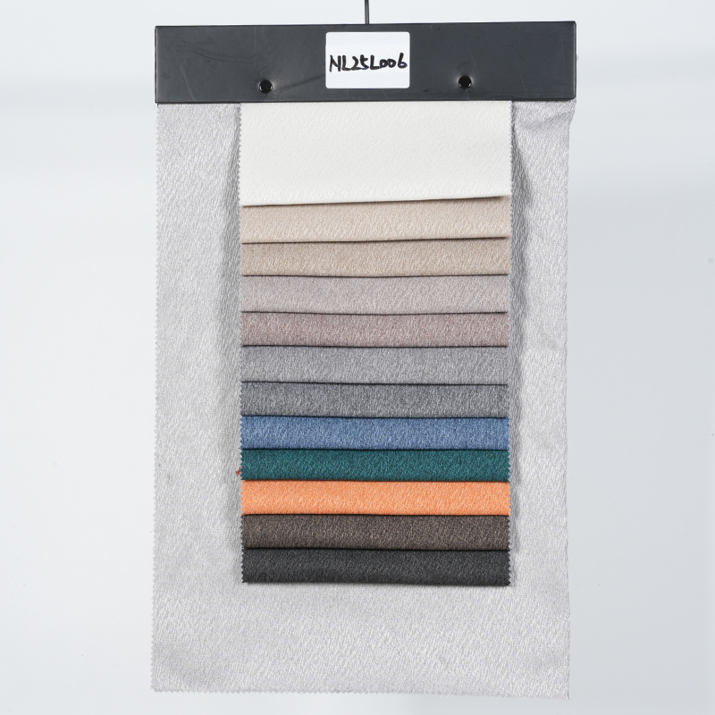 Jacquard-Polyester-Sofastoff mit dünnen Schrägstreifen