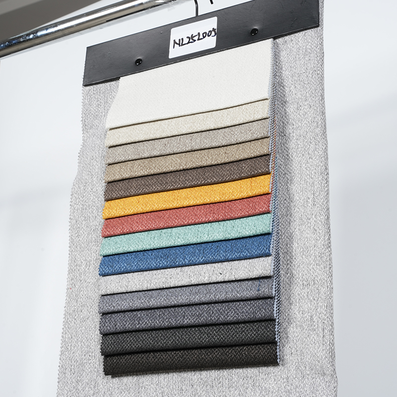 Sofastoff aus Polyester mit unregelmäßigen Punkten Sofastoff aus Polyester mit unregelmäßigen Punkten